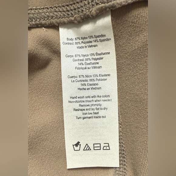 Alo Moto Legging- Gravel XS - Picture 4 of 6